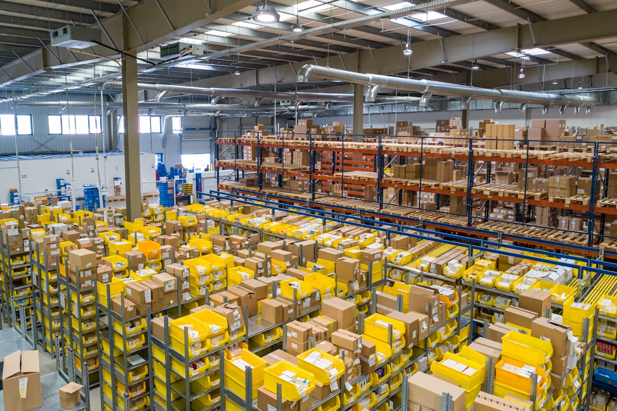 Paquetes preparados para comercio electrónico y distribución internacional